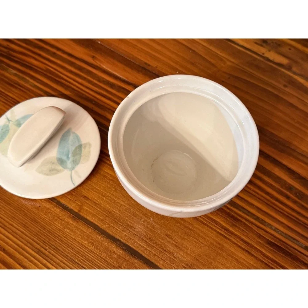 Red Wing True China Merrileaf Pattern Sugar Bowl